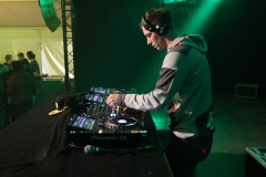 811A5576